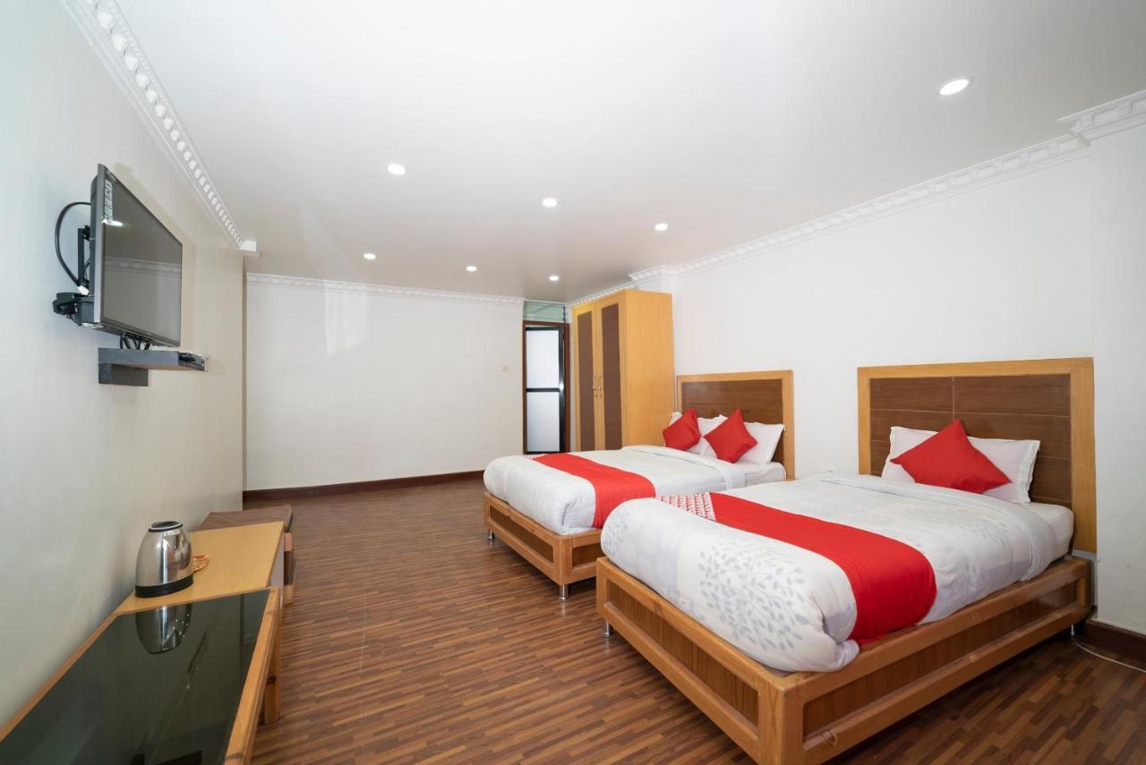 Oyo 318 Hotel Pancha Buddha Катманду Экстерьер фото
